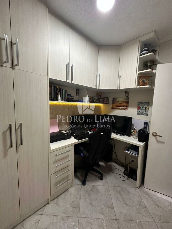 Apartamento três dormitórios e uma vaga na Cidade Lider