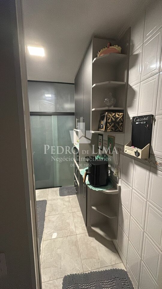 Apartamento três dormitórios e uma vaga na Cidade Lider
