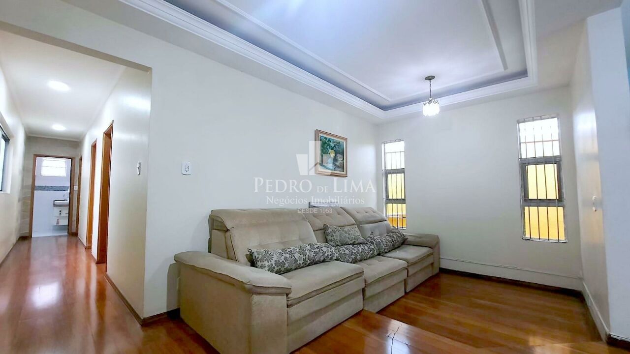 imagem do imovel Casa térrea 3 dormitórios, 2 vagas, corredor lateral e quintal no Ermelino Matarazzo ref: PE44551