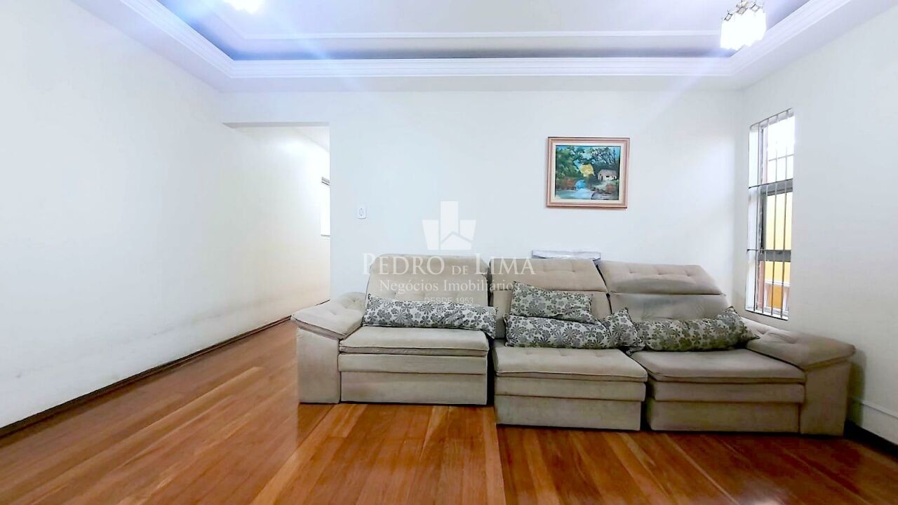 imagem do imovel Casa térrea 3 dormitórios, 2 vagas, corredor lateral e quintal no Ermelino Matarazzo ref: PE44551
