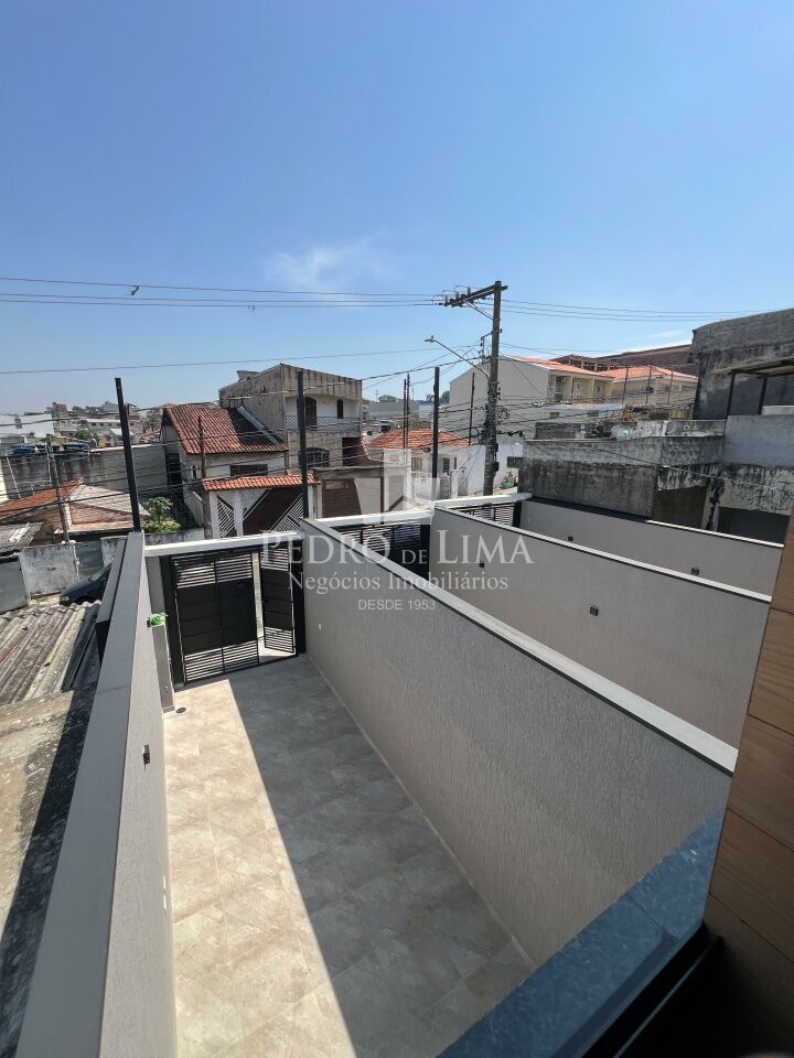 Sobrado na 2 suítes e 2 vagas com um belo quintal estuda-se permuta na Ponte Rasa