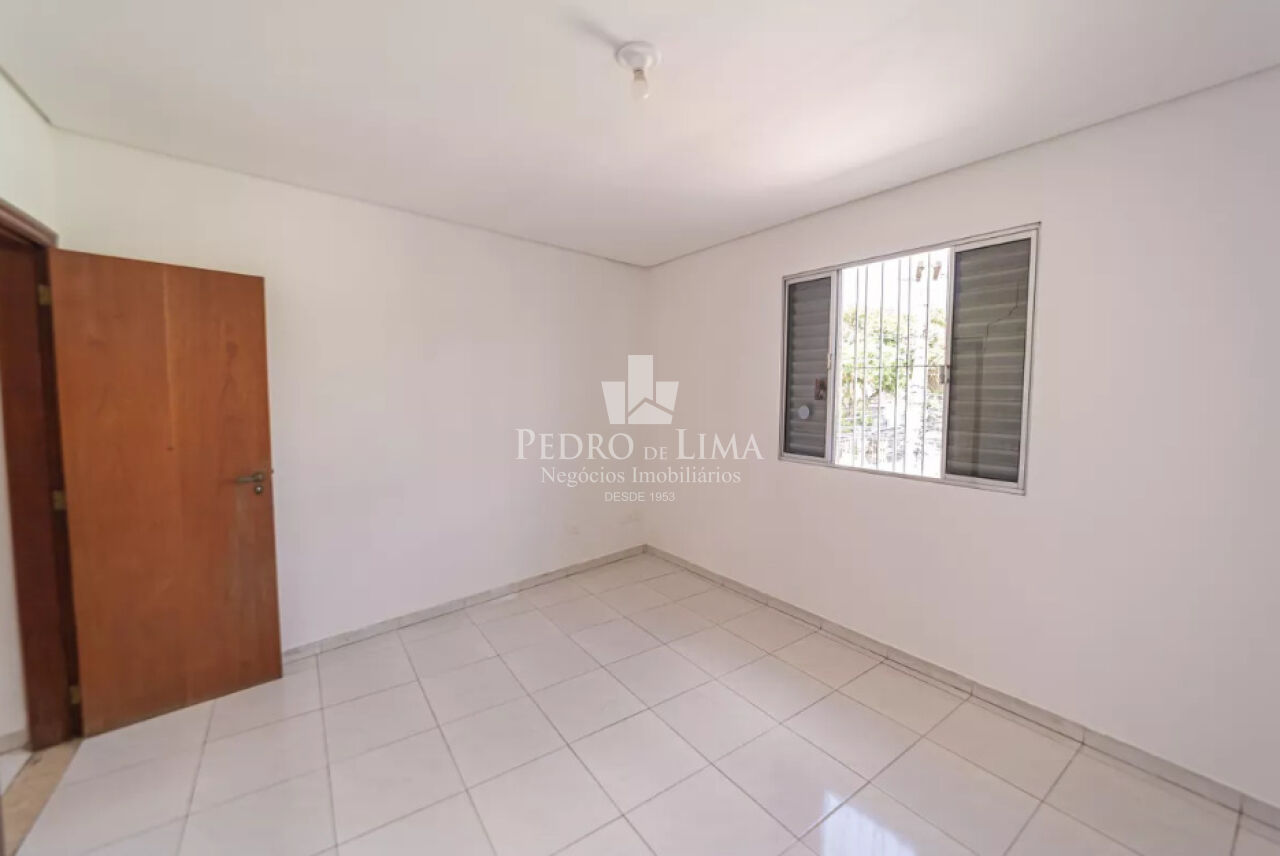 Sobrado frontal  2 dormitórios, 1 vaga e terraço, Vila Marieta - Penha