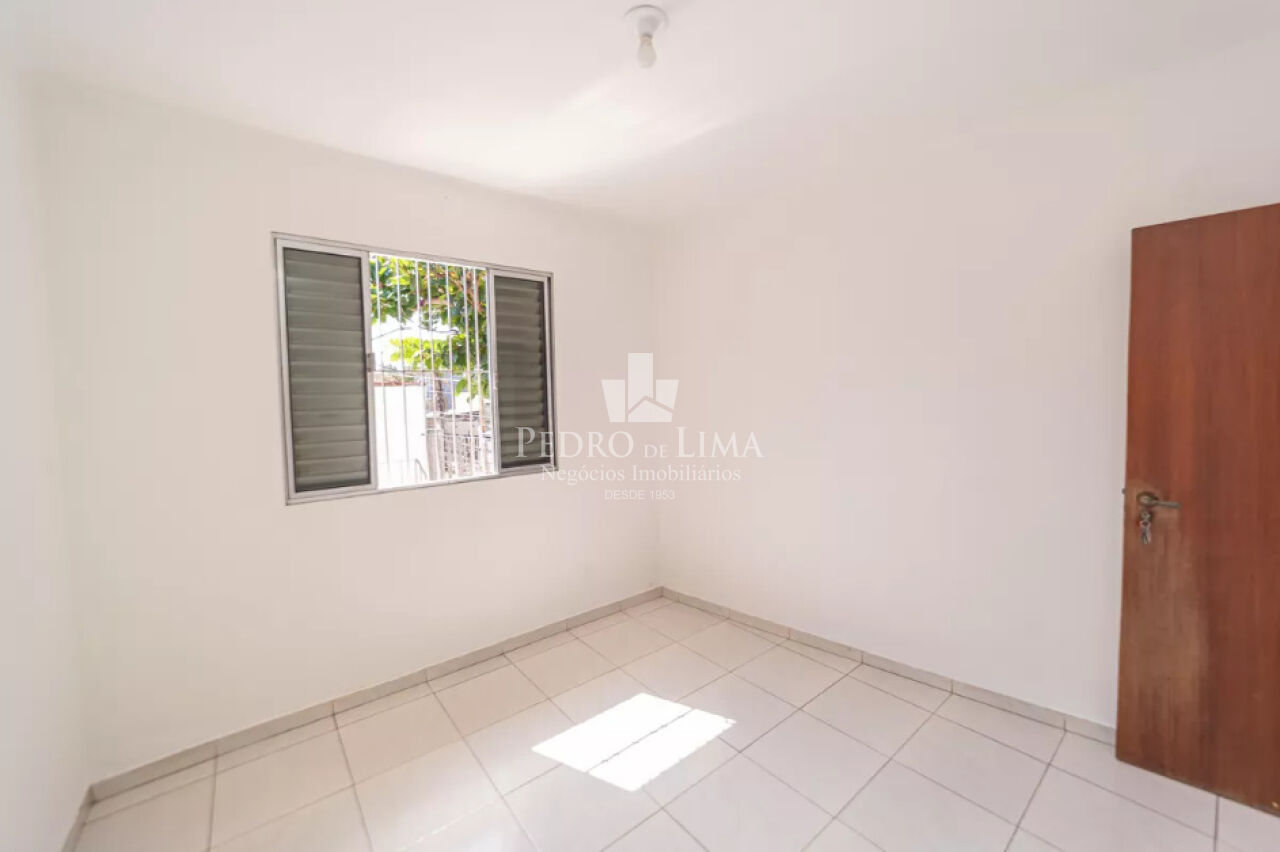 Sobrado frontal  2 dormitórios, 1 vaga e terraço, Vila Marieta - Penha