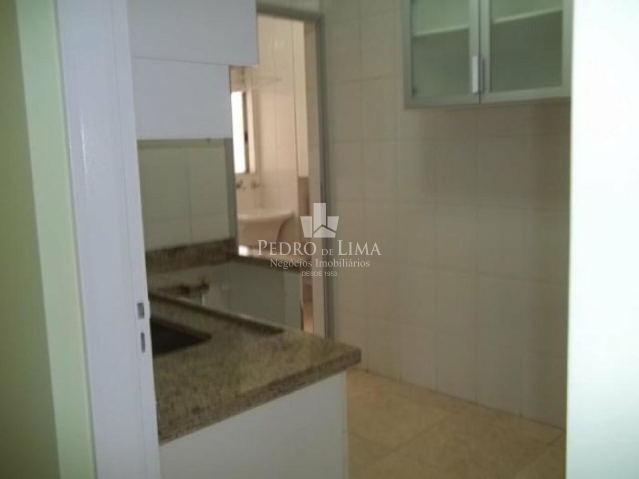 Apartamento de 3 dormitórios, 1 súíte, 1 vaga e 76 m², perto de Metrô, na Penha.