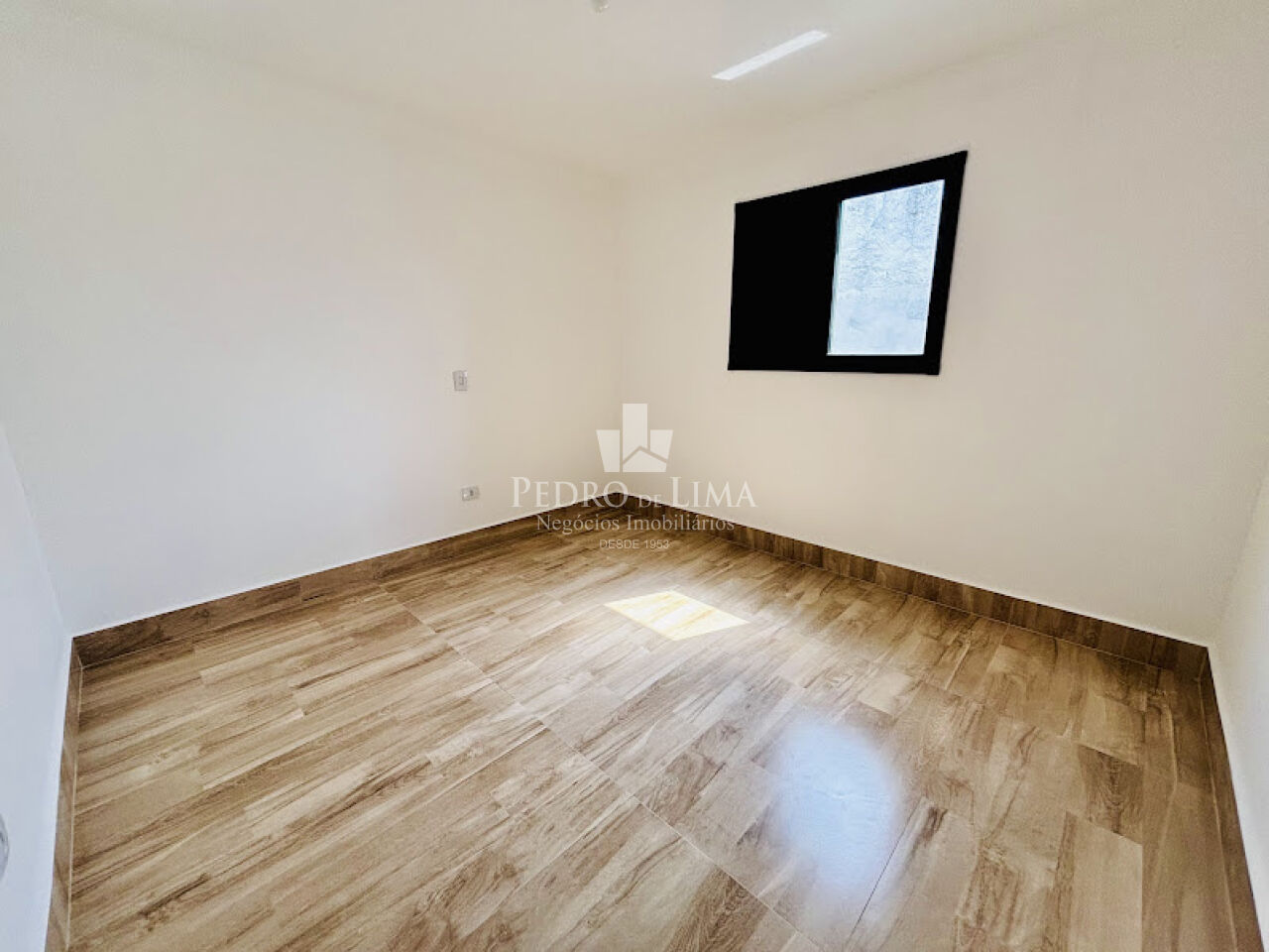 Sobrado 3 quartos e 2 vagas na Penha