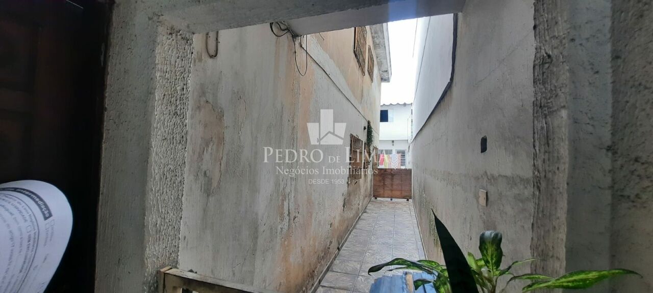 Sobrado frontal, 3 Quartos, 2 Vagas e edicula na Penha