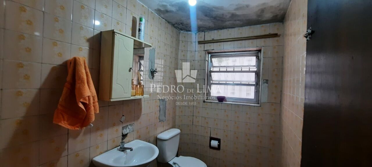 Sobrado frontal, 3 Quartos, 2 Vagas e edicula na Penha