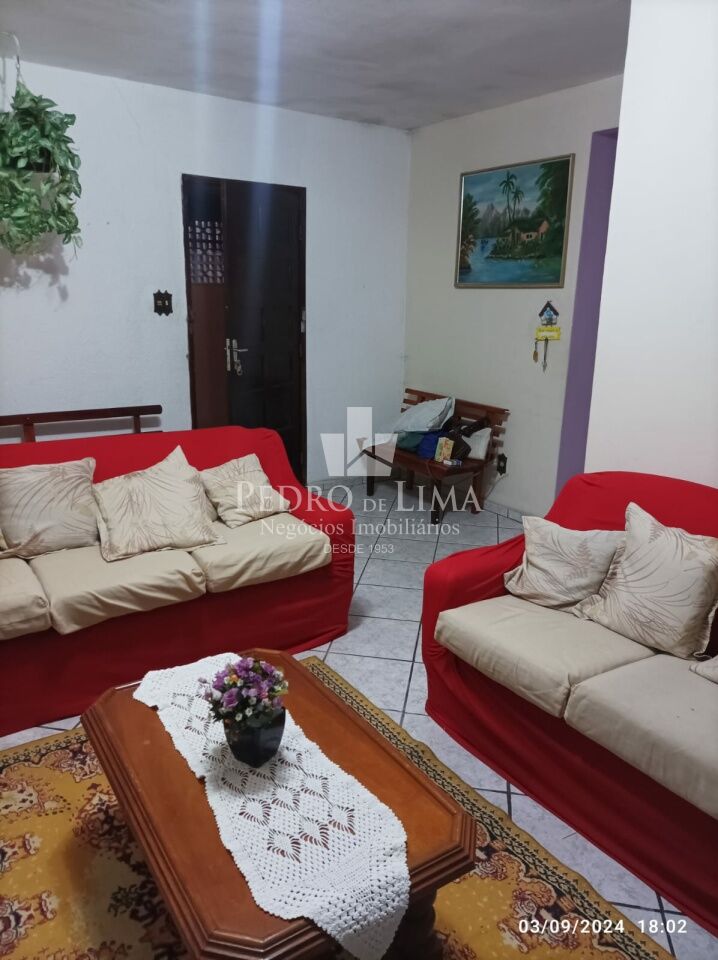 imagem do imovel Casa térrea dois dormitórios e três vagas na Vila Jacui ref: PE44638