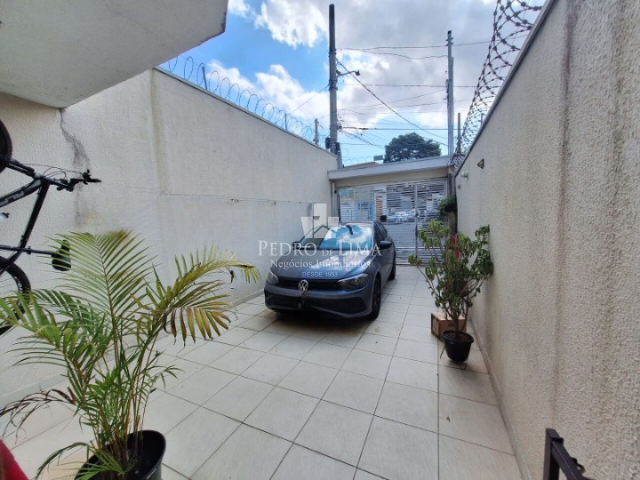 Sobrado frontal na Cidade Lider