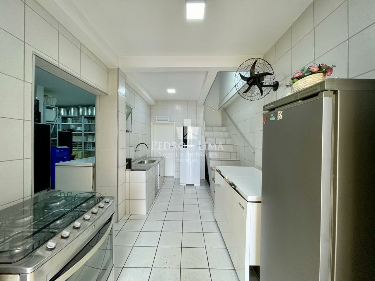 Casa térrea com edícula, ideal para moradia e comércio, 248 m² na Penha