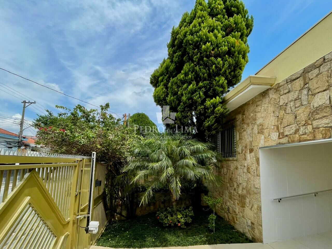 Casa térrea com edícula, ideal para moradia e comércio, 248 m² na Penha