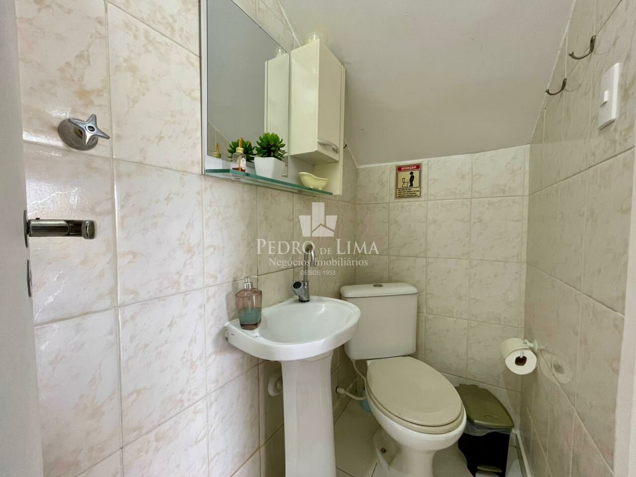 Casa térrea com edícula, ideal para moradia e comércio, 248 m² na Penha