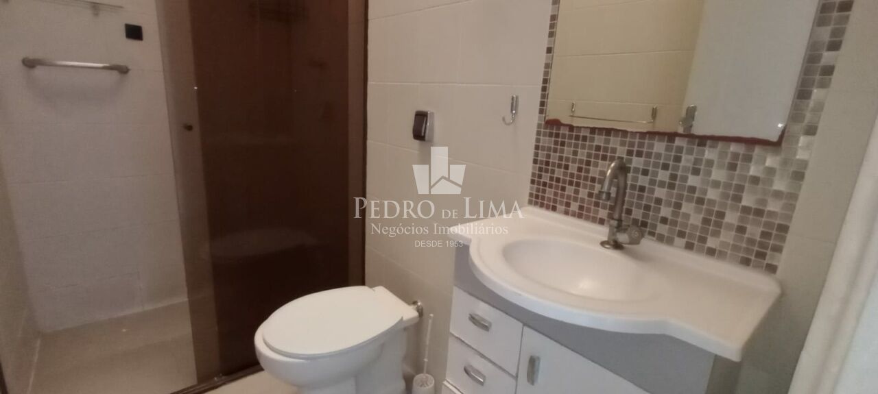 Sobrado frontal na Penha.