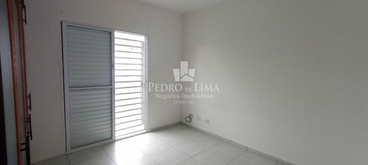 Sobrado frontal na Penha.