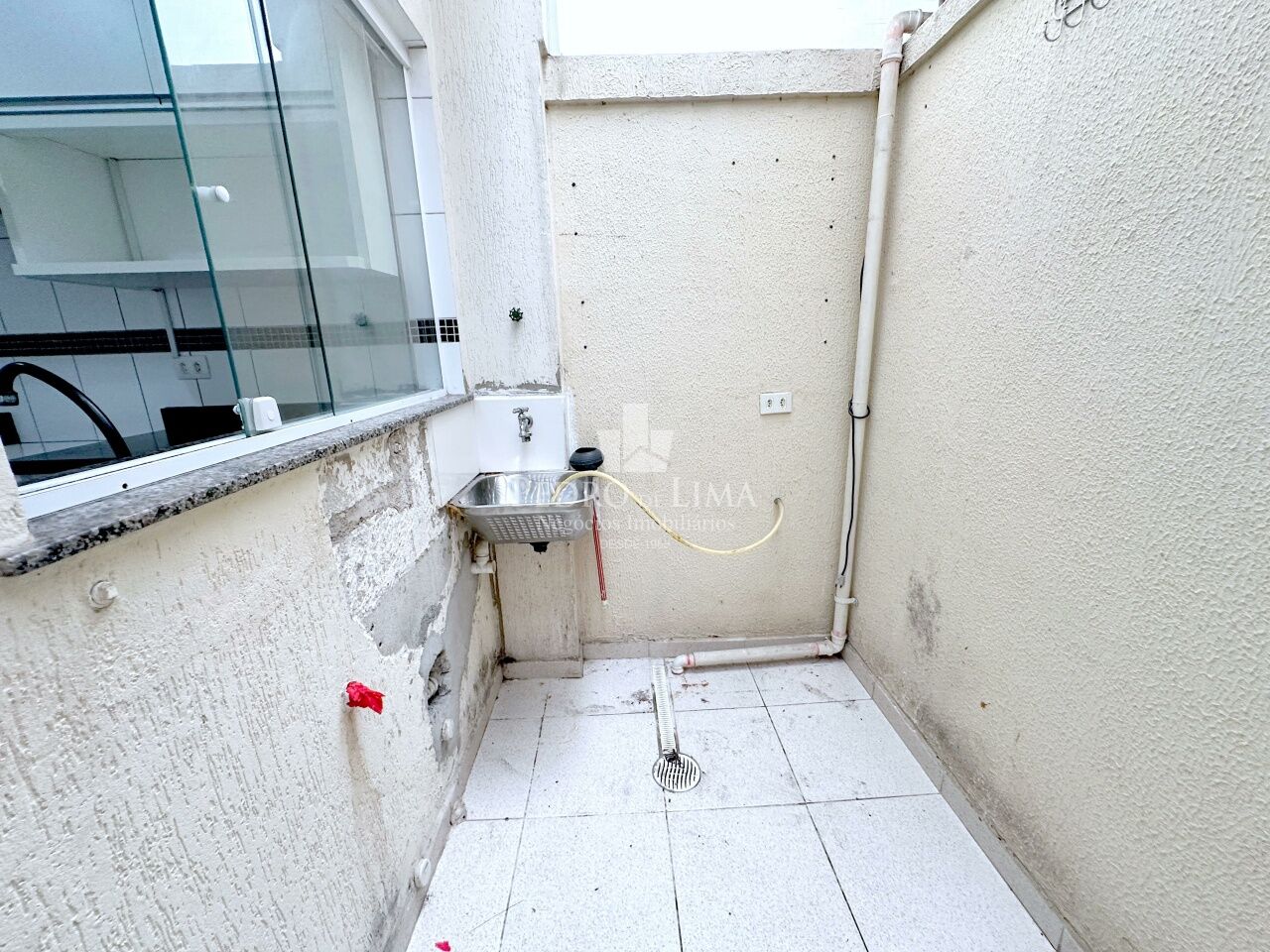 Sobrado em condomínio fechado, 2 dormitórios e 1 vaga privativa, Vila Araguaia - Cangaíba