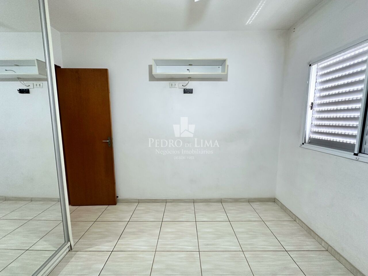 Sobrado em condomínio fechado, 2 dormitórios e 1 vaga privativa, Vila Araguaia - Cangaíba