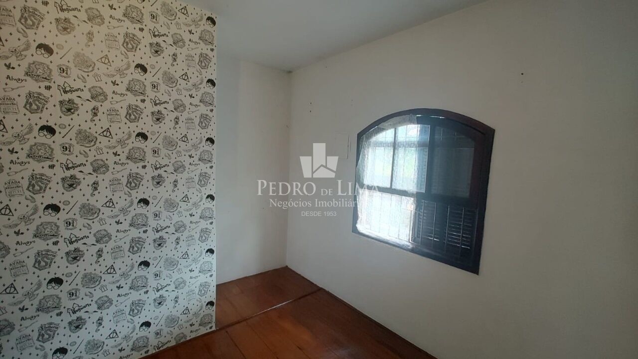 Duas casas no terreno 140 m², Vila Carrão, próximo à nova estação de Metrô.