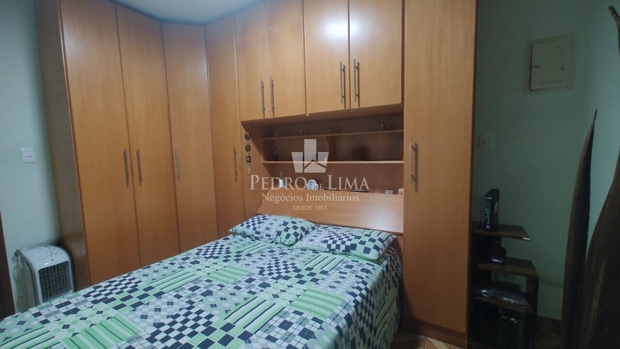 Duas casas no terreno 140 m², Vila Carrão, próximo à nova estação de Metrô.