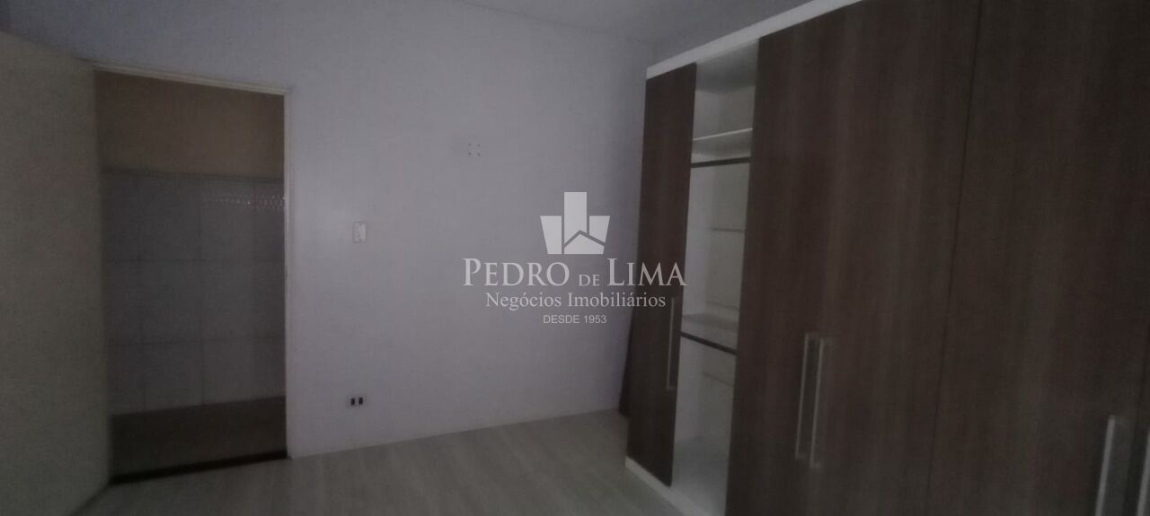 Casa assobradada na Penha.