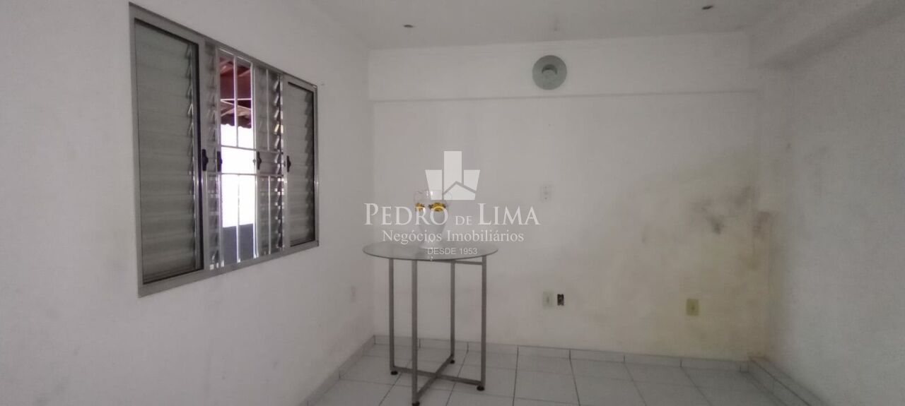 Casa assobradada na Penha.