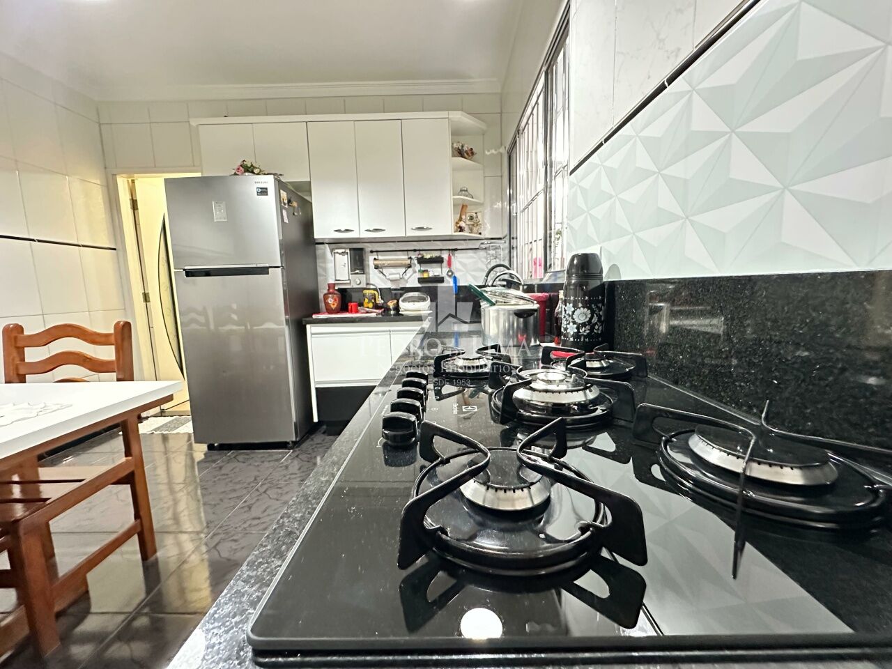 imagem do imovel Casa Térrea Ampla com Terraço Gourmet, 4 Dormitórios | Terreno 5x30 | 2 Vagas - Ponte Rasa ref: PE44707