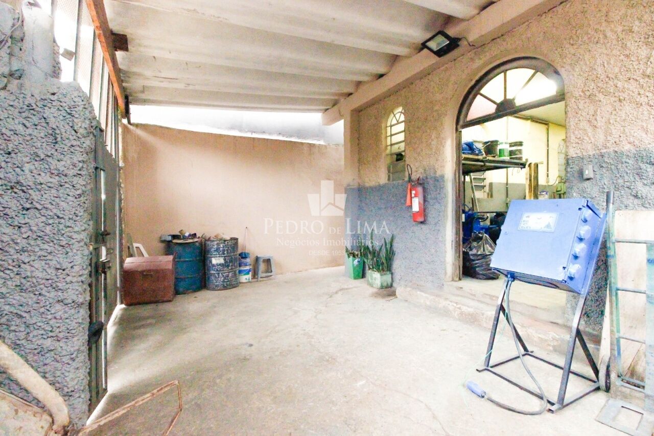 Galpão Comercial para Locação  300 m² na Guaiaúna Penha
