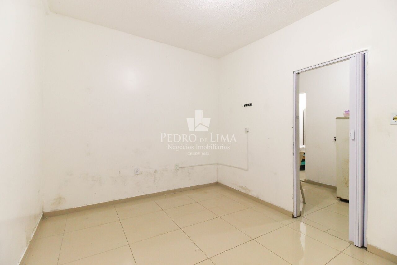 Galpão Comercial para Locação  300 m² na Guaiaúna Penha