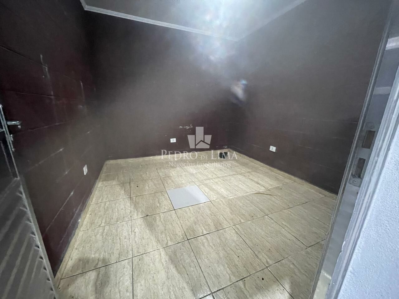 Galpão Comercial para Locação  1.000 m²  Região de Ermelino Matarazzo