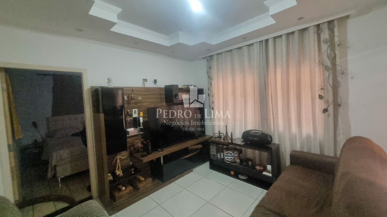 imagem do imovel Casa Térrea com 3 Dormitórios e 2 vagas na Vila Jacuí ref: PE44717