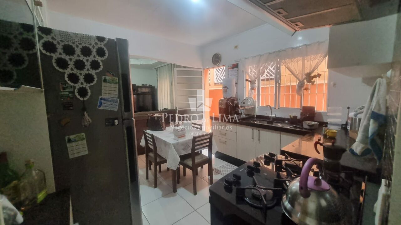 imagem do imovel Casa Térrea com 3 Dormitórios e 2 vagas na Vila Jacuí ref: PE44717