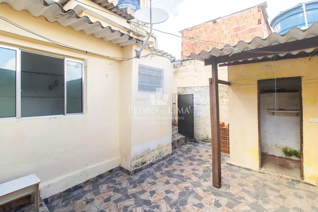 Imóvel  para  renda, sete  casas  construidas  alugadas na Ponte Rasa