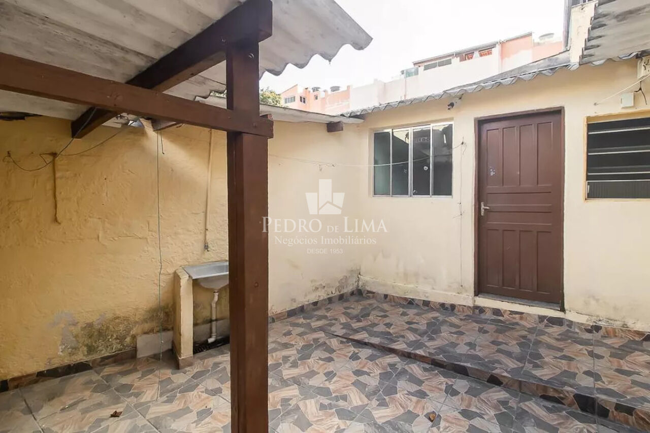 Imóvel  para  renda, sete  casas  construidas  alugadas na Ponte Rasa