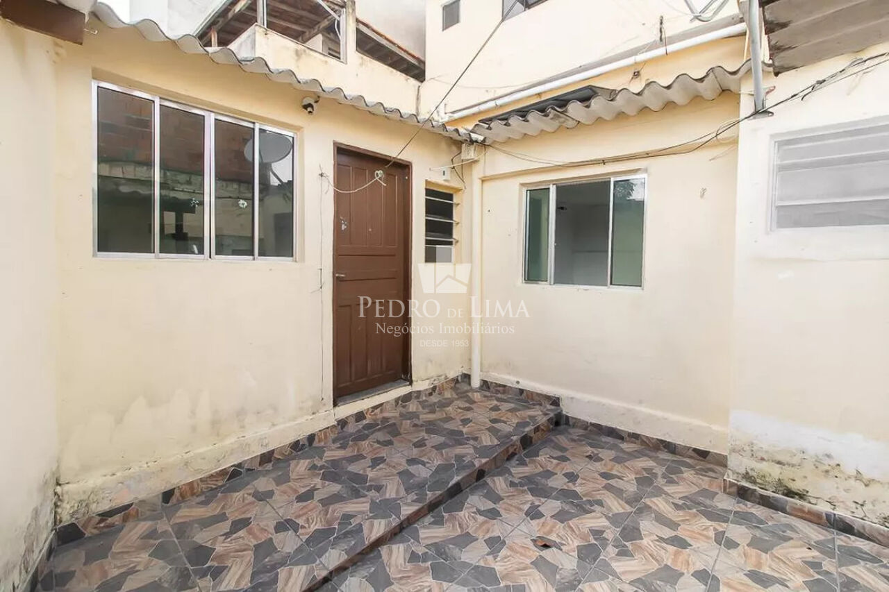 Imóvel  para  renda, sete  casas  construidas  alugadas na Ponte Rasa