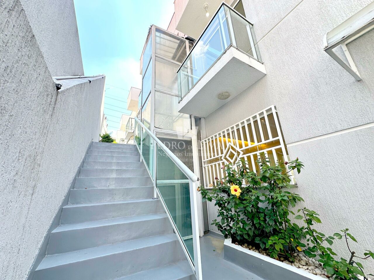 imagem do imovel Sobrado em condomínio à venda, 66 m², 2 quartos sendo 2 suítes e 2 vagas no Ermelino Matarazzo ref: PE44729