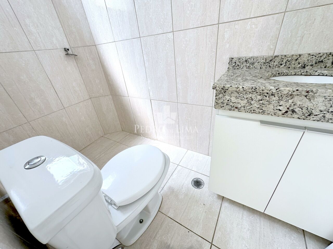 Sobrado em condomínio à venda, 66 m², 2 quartos sendo 2 suítes e 2 vagas no Ermelino Matarazzo