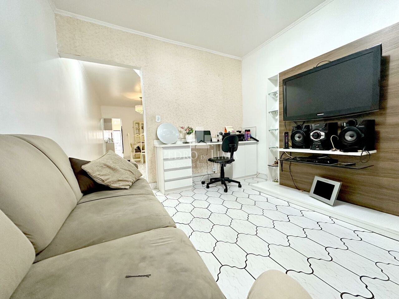 imagem do imovel Sobrado frontal 262 m², 4 quartos sendo 1 suíte, 2 vagas e edícula no  Ermelino Matarazzo ref: PE44746