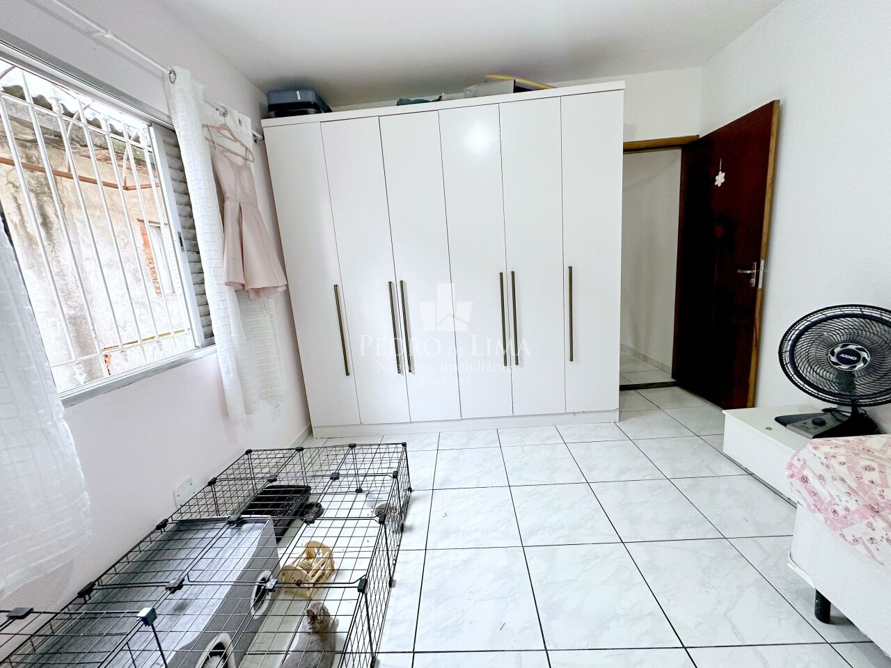 Sobrado frontal 262 m², 4 quartos sendo 1 suíte, 2 vagas e edícula no  Ermelino Matarazzo
