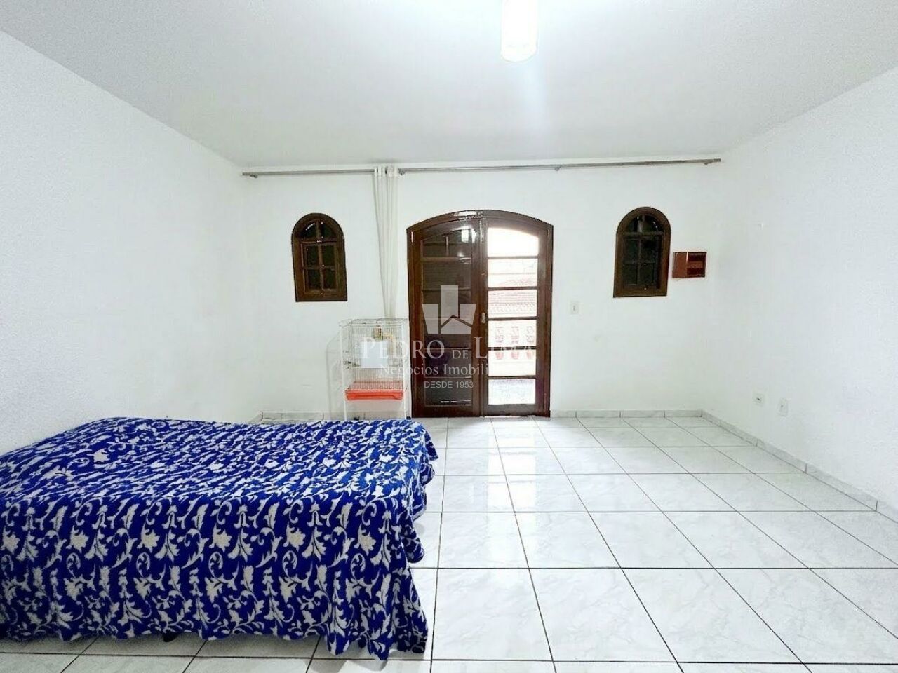 Sobrado frontal 262 m², 4 quartos sendo 1 suíte, 2 vagas e edícula no  Ermelino Matarazzo