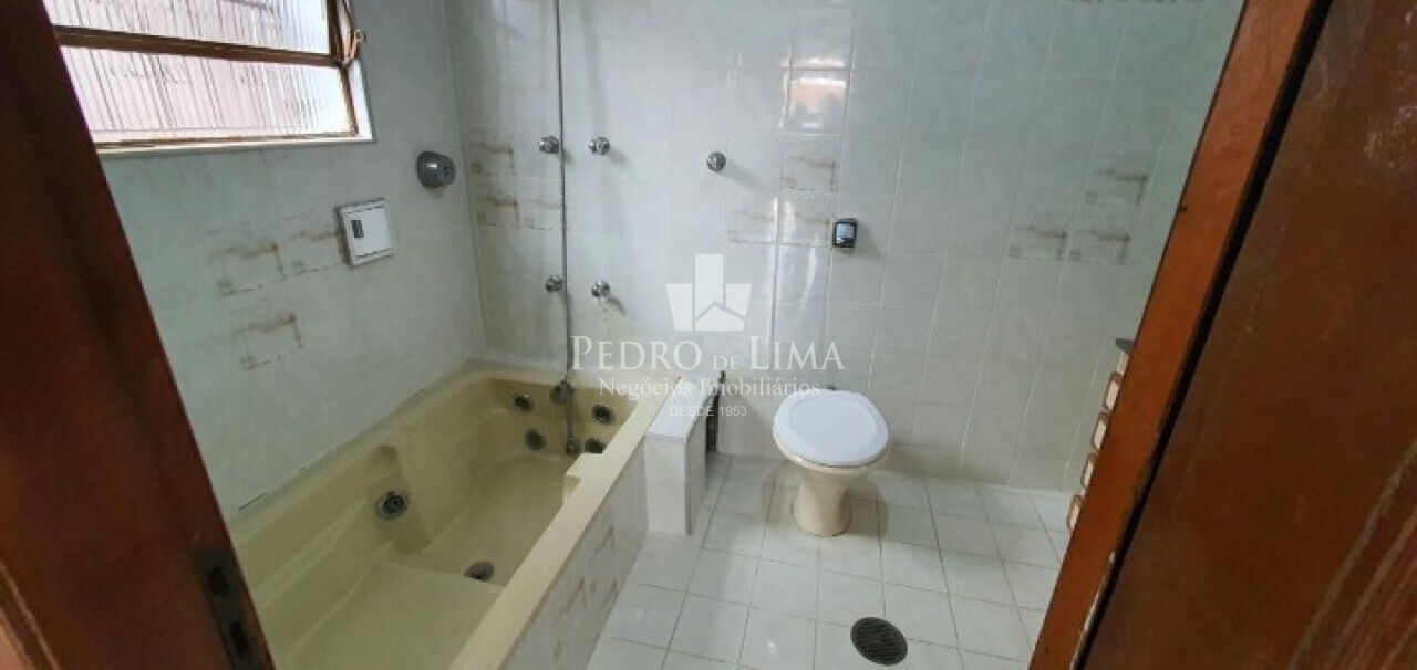 Sobrado 3 Dormitórios - 1 Suíte- 2 vagas na Vila Matilde