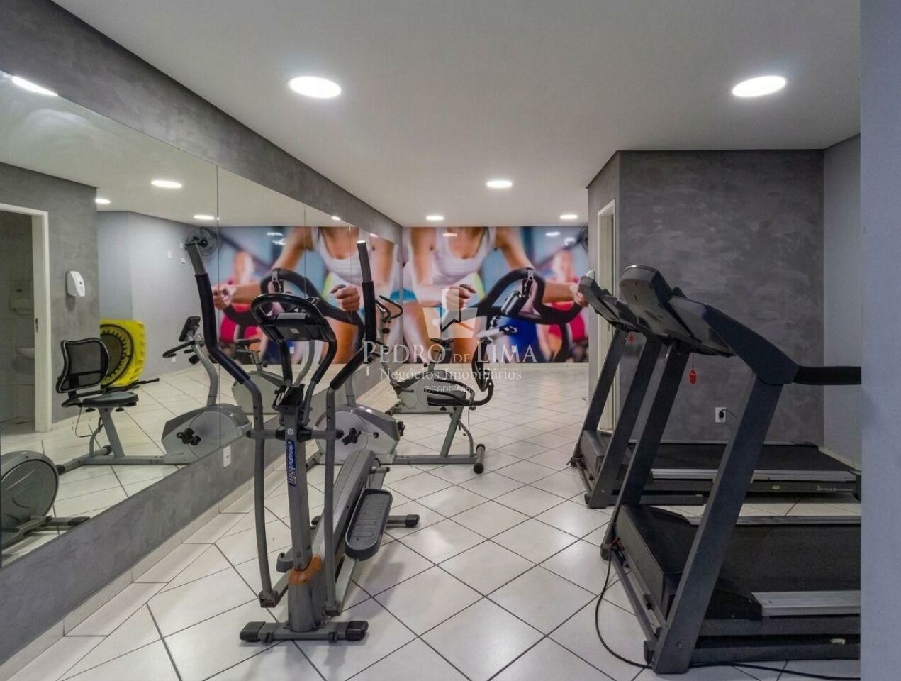 Apartamento à venda, 2 quartos sendo 1 suíte, 1 vaga  sacada e 54 m², Penha - Zona Leste