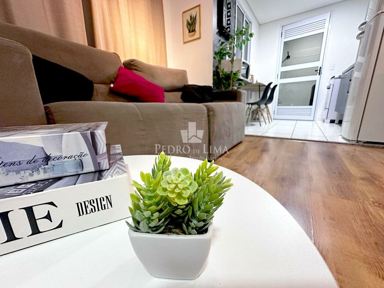Apartamento todo mobiliado 1 quarto e 1 vaga, Vila Granada - Penha