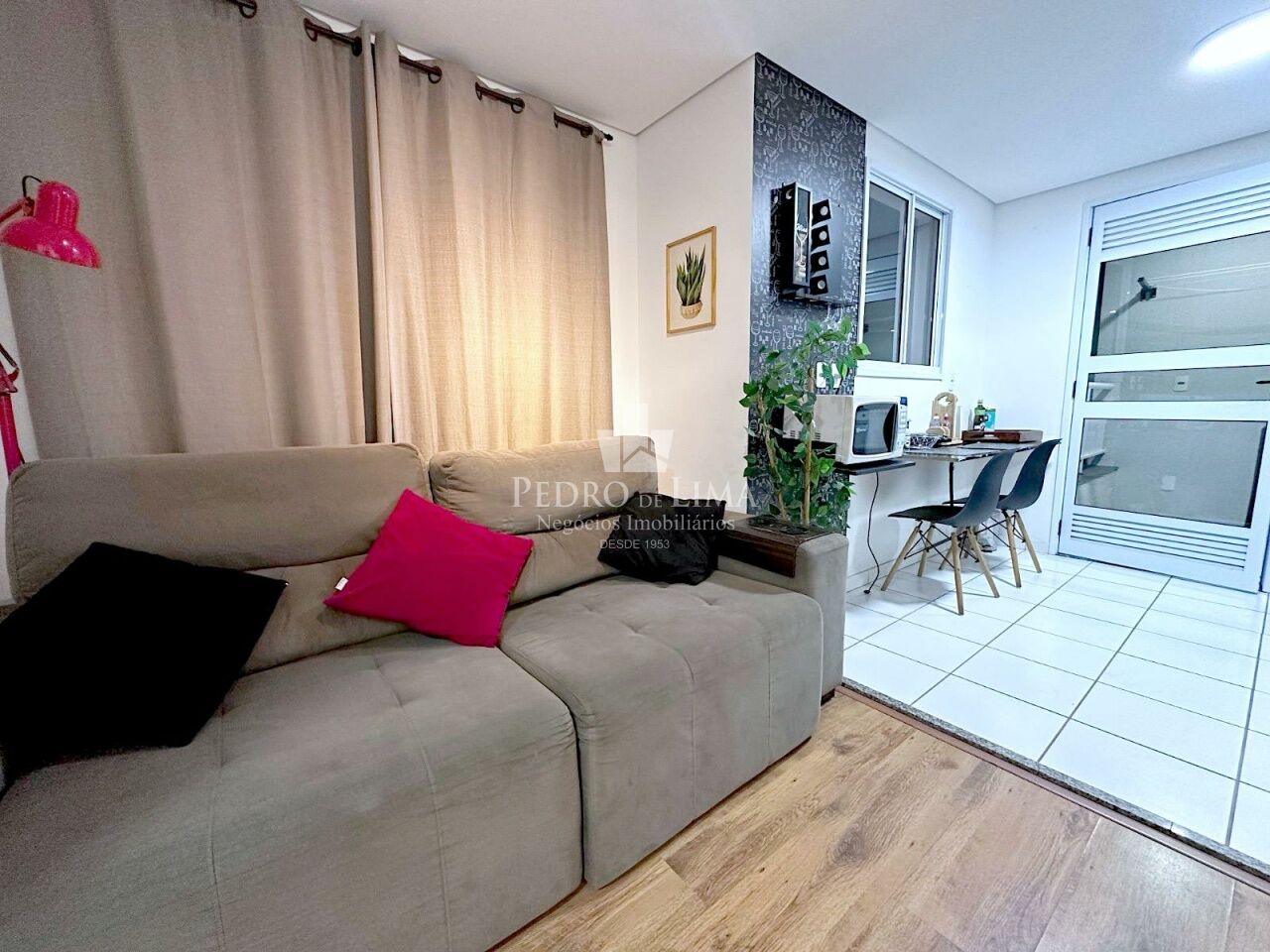 imagem do imovel Apartamento todo mobiliado 1 quarto e 1 vaga, Vila Granada - Penha ref: PE44755