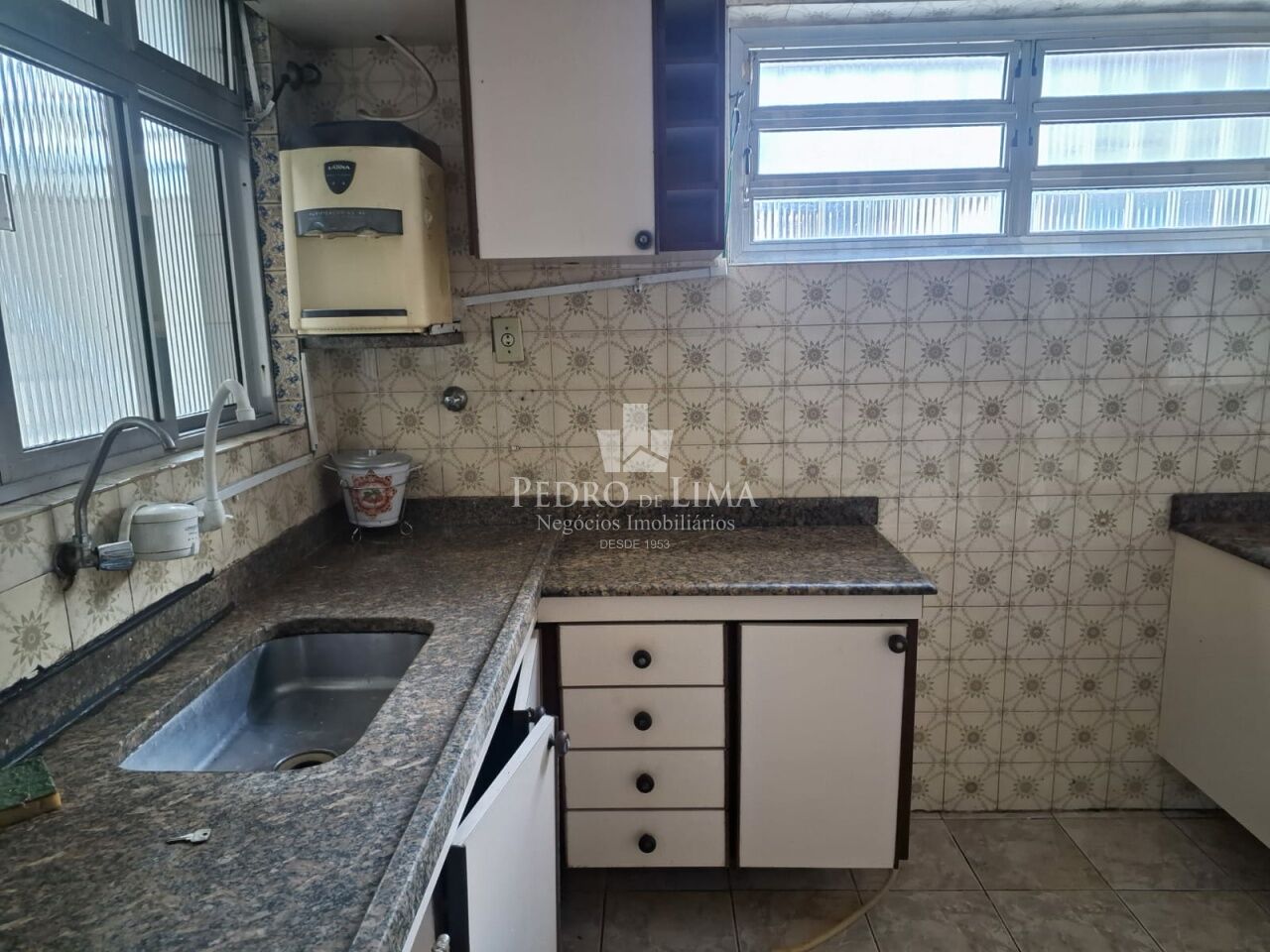 imagem do imovel Sobrado frontal, com 3 dormitórios sendo 1 suíte e 2 vagas de garagem na Vila Matilde  ref: PE44767