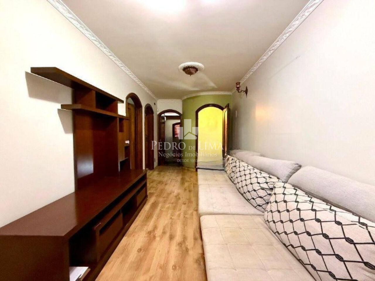 imagem do imovel Sobrado com Piscina na Penha 223m²,  sendo 3 suites e 4 vagas de excelente localização ref: PE44771