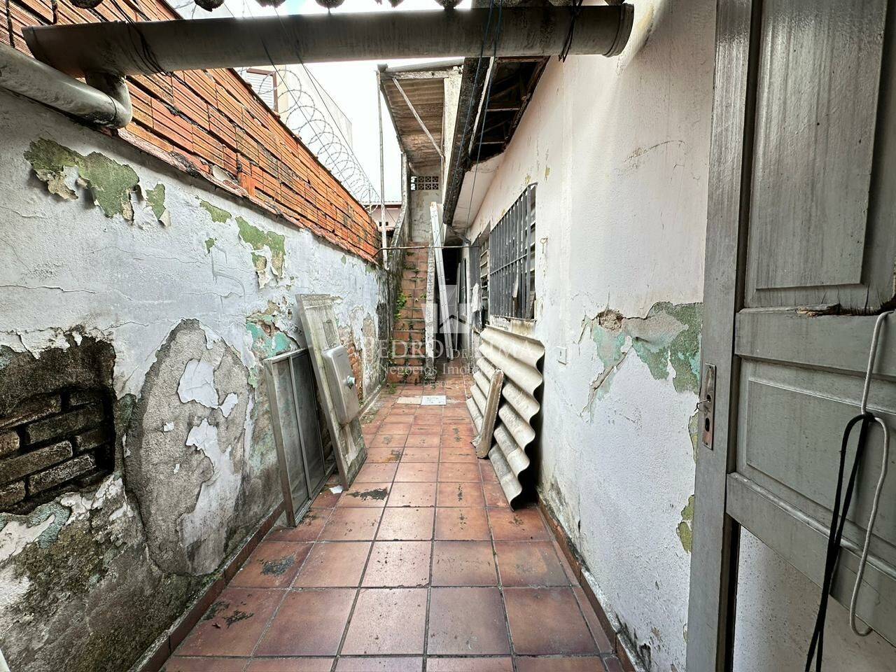 Terreno à venda, 700 metros do metrô Guilhermina, 6x21 - Vila Granada - Penha