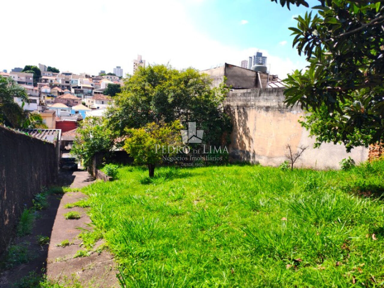 imagem do imovel Terreno na região da Penha    ref: PE44773
