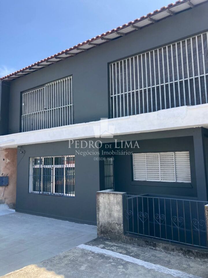 Terreno com varias  casas  mais salões comerciais no Ermelino Matarazzo