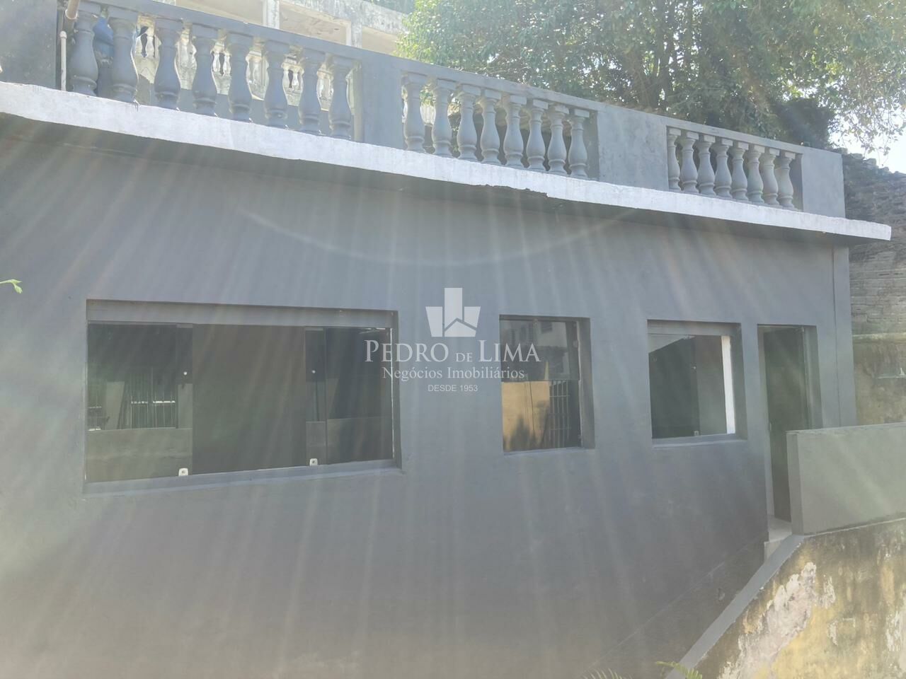 imagem do imovel Terreno com varias  casas  mais salões comerciais no Ermelino Matarazzo ref: PE44775