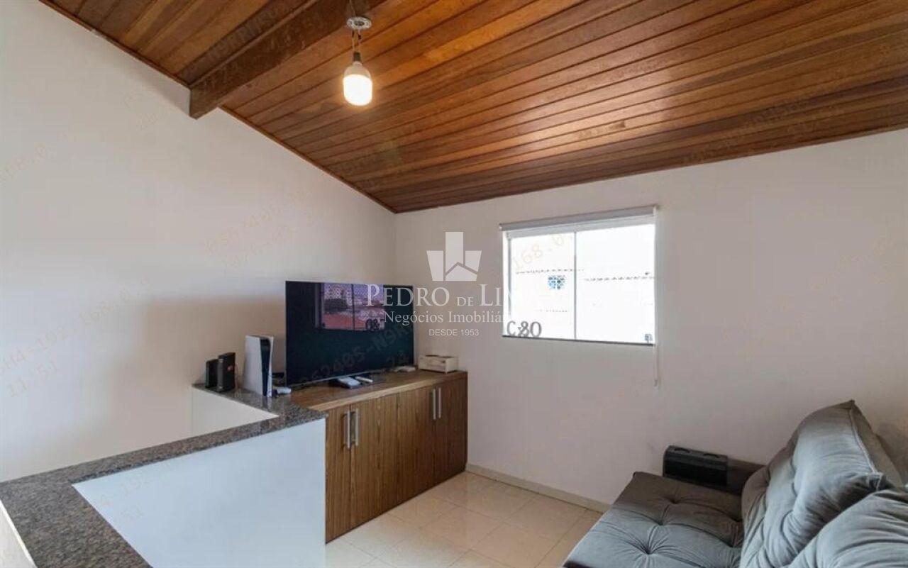 Sobrado em Condomínio na Penha com 3 suítes, duas vagas e 180m² 