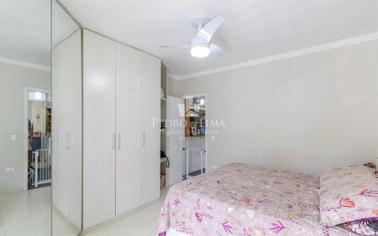 Sobrado em Condomínio na Penha com 3 suítes, duas vagas e 180m² 